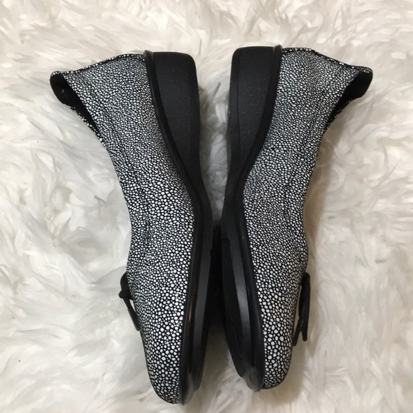 Revere Marrakesh Black Pearl Slip On Demi Wedge - Picture 4 of 8